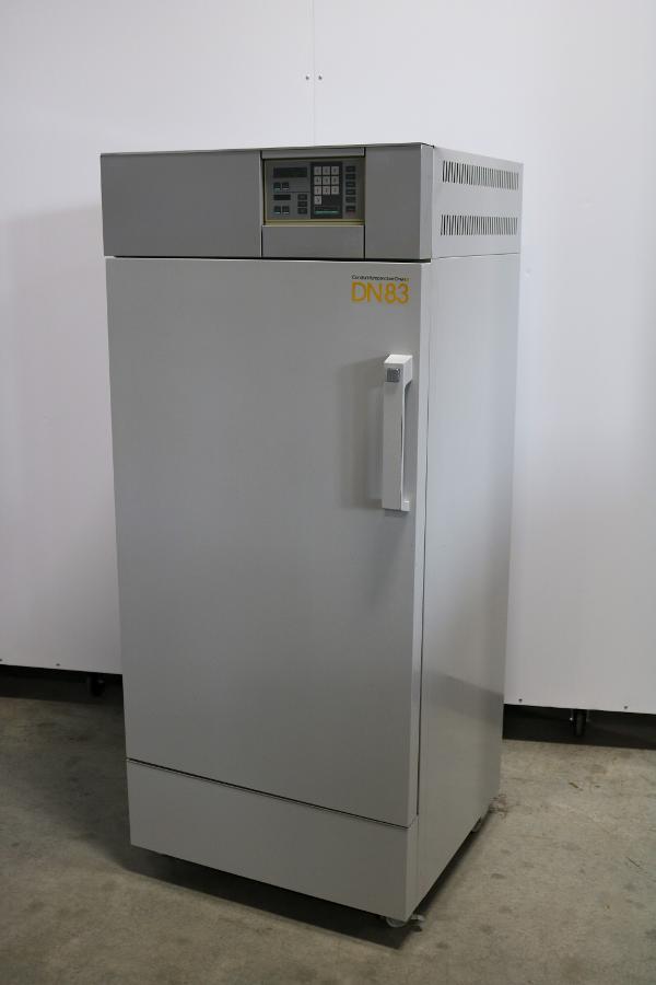 YAMATO MECHANICAL CONVECTION OVEN, 200°C