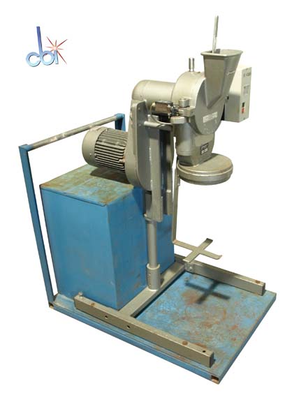 RETSCH ROTOR BEATER MILL 3470 RPM