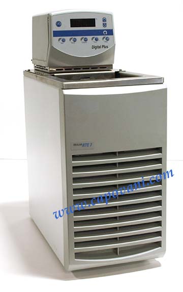 NESLAB RECIRCULATING CHILLER 2000 WATT